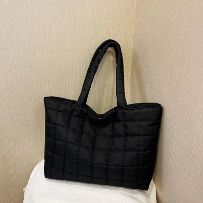 2023 Lattice Pattern Shoulder Bag Space Cotton Handbag Women Large Capacity Tote Bags Feather Padded Ladies Quilted Shopper Bag