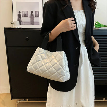 Puffer Shoulder Bag for Women Down Cotton Padded Tote Bag Bubble Handbag Purse Large Shopper Bag Quilted Cloud Top Hand Bag