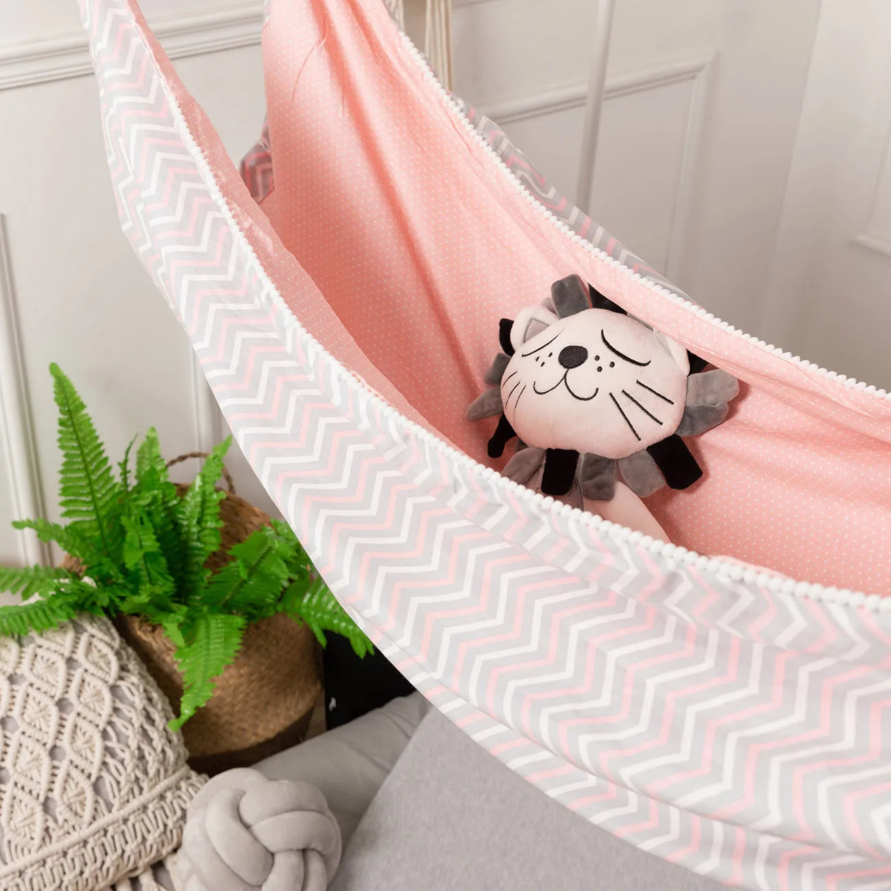 Baby Comfortable Sleep Hammock Cradle – Soft Polyester Indoor Baby Swing for Peaceful Sleep (6M-6Y)