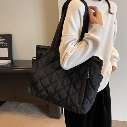 Women Padded Hobo Handbag Adjustable Strap Lightweight Handbag Large Capacity Down Satchel Bag Padding Shoulder Bag Shopping Bag